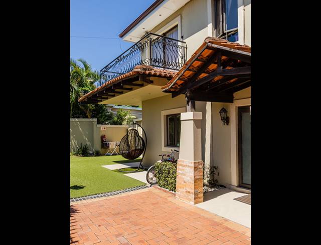 4 BEDROOM DUPLEX FOR SALE IN WESTVILLE